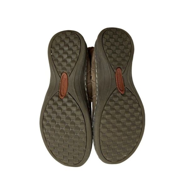 Bare traps stay dry system women’s brown boots with zipper and buttons - Picture 7 of 10